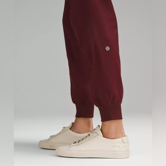 Lululemon | Women’s Dance Studio Jogger Pants In Garnet Red Merlot Color Size 0 - Picture 3 of 12